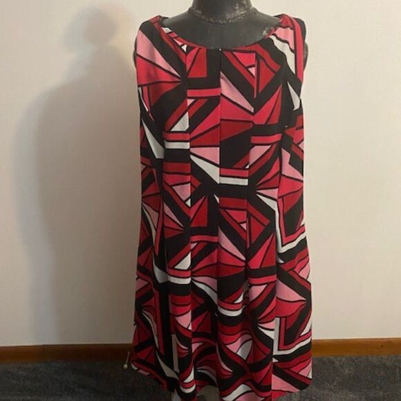 Worthington Red/Black sleeveless Geometric Flare pleated dress, size 1X - Picture 1 of 5